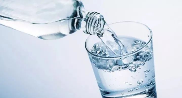 矿泉水烧开后有“渣垢”沉淀!是水质不好吗?